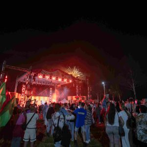 DPP25-07-19-3596_11zon